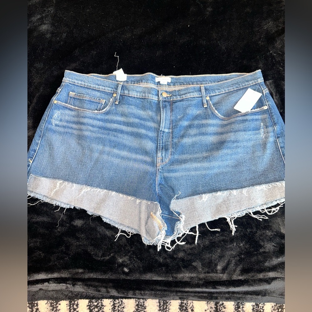 Good American Denim Cut Off Shorts Size 24 NWT